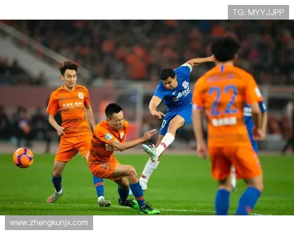 04赛季鲁能与申花的巅峰对决回顾与精彩瞬间分析