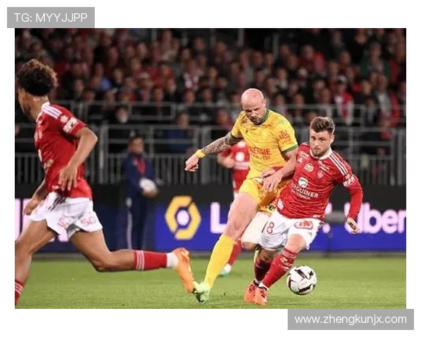 2019年亚眠对阵昂热比赛回顾与精彩瞬间分析